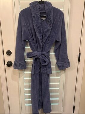 Carole Hochman Robe plush in Lavender